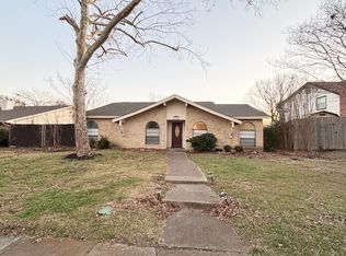 2912 White Oak Dr, Plano, TX 75074