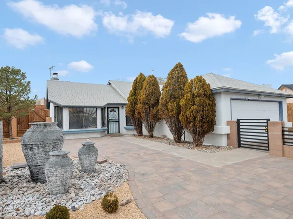843 Sunbird Rd SW, Albuquerque, NM 87121