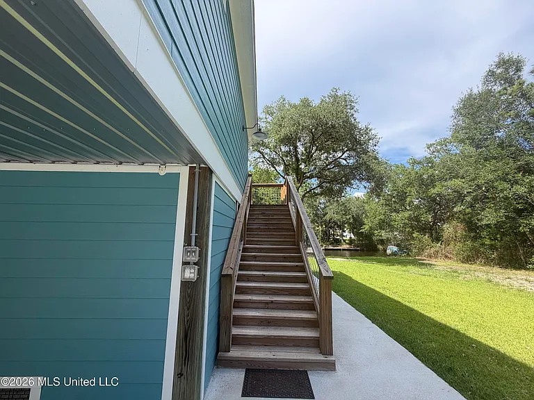 4060 Cardinal St — Photo 20
