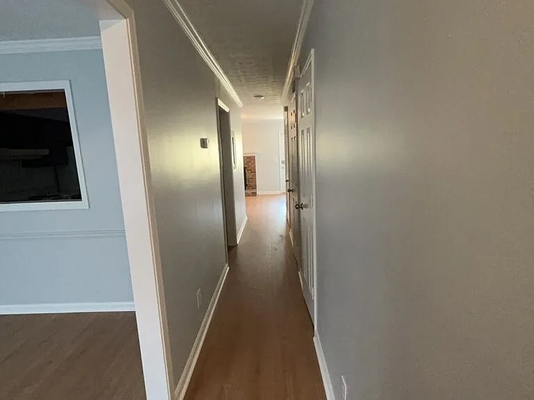 169 Walter Way — Photo 2