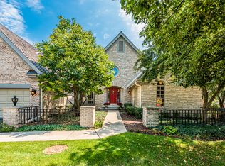 13 Lakeside Ln, North Barrington, IL