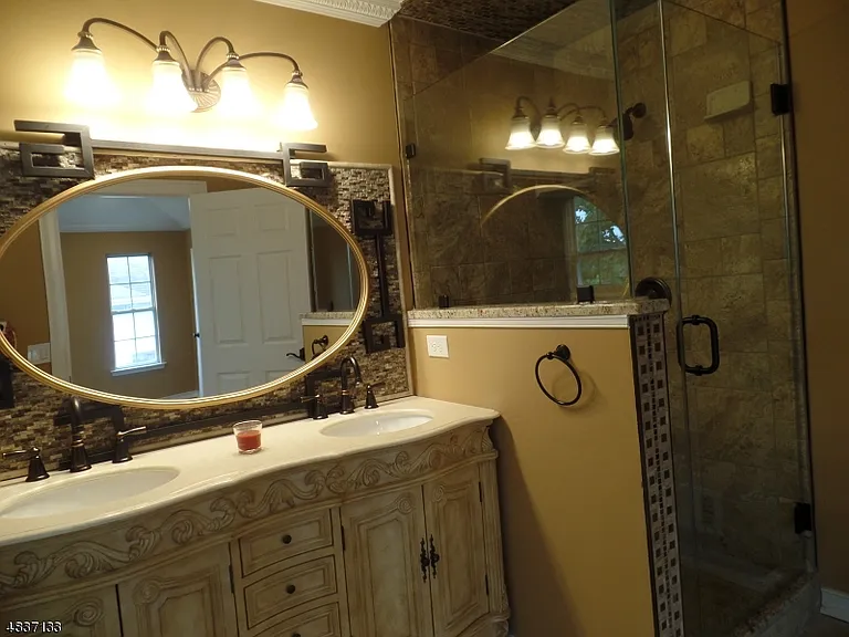 21 Haddenford Dr — Photo 16