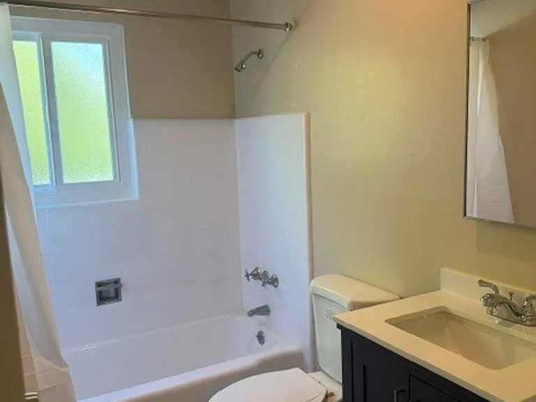 CARL2162 — Photo 10
