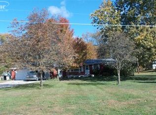 9437 Farrand Rd, Otisville, MI 48463