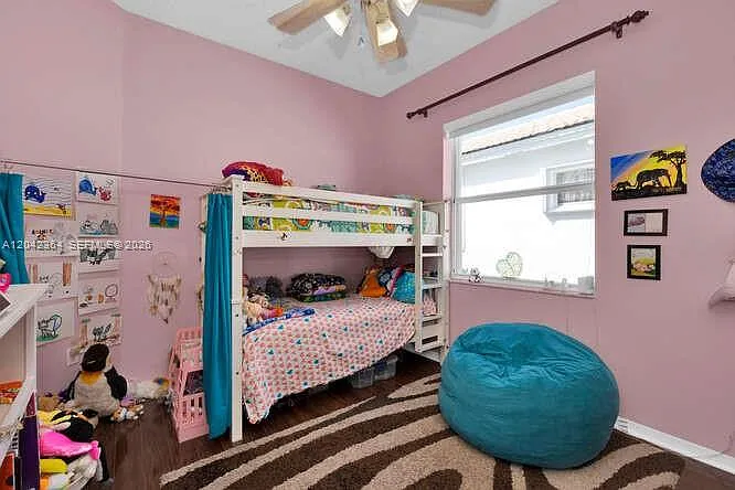 2405 SE 5th Ct — Photo 30