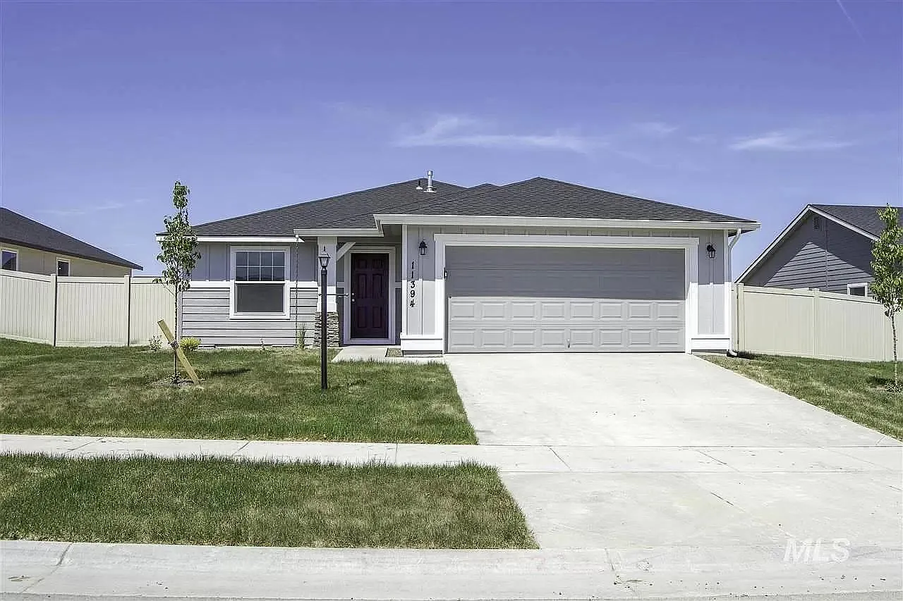 3 bed, 1502 sqft, $1,995 — Photo 1