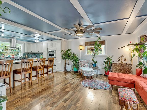 5th image of 16418 92nd Avenue Ct E