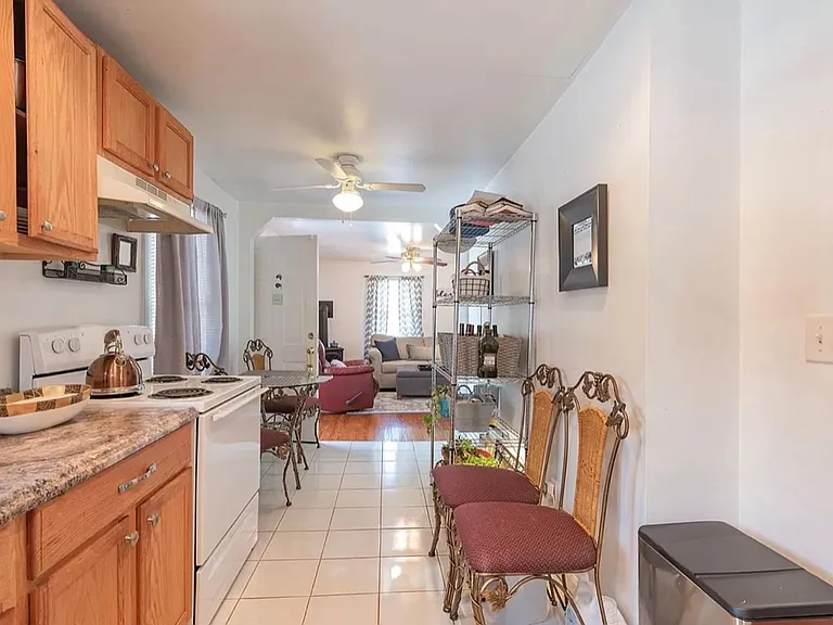 2723 Silas Jackson Ln — Photo 6