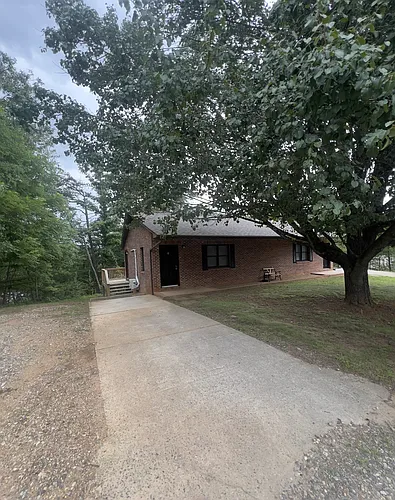15 Monnie Jones Rd #B Photo 1 15 Monnie Jones Rd #B Photo 1