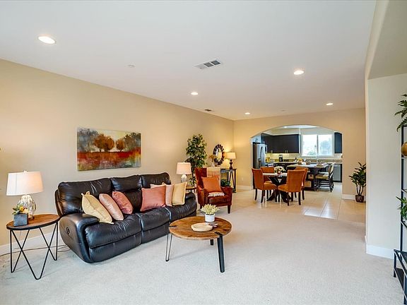 3rd image of 17030 Saint Agatha Ln