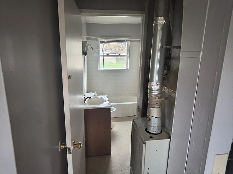 1339 Thurston St #1339 — Photo 8