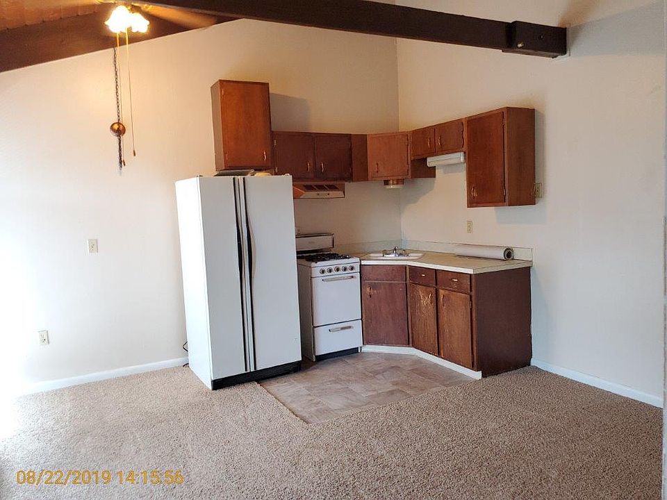 2nd image of 2609 W Pikes Peak Ave APT 3