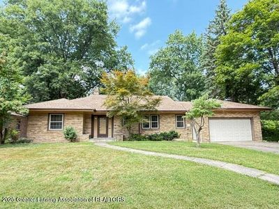 416 McPherson Ave, Lansing, MI, 48915
