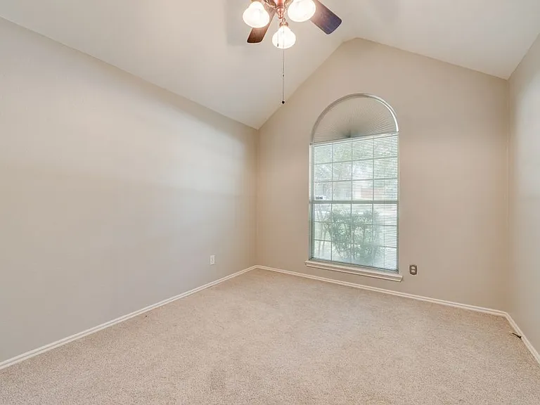 7581 Lancelot Rd — Photo 16