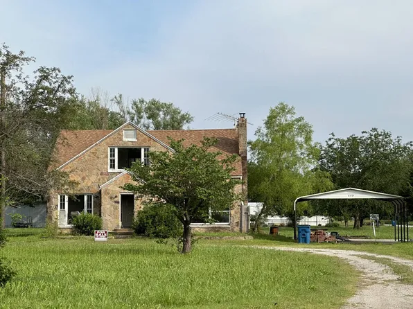 610 SW 1st St, Afton, OK 74331