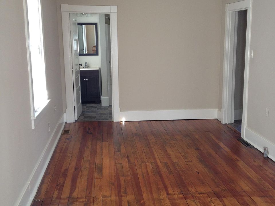 1st image of 3104 McCloy Ave