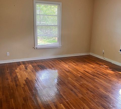 5th image of 2106 S Sneed Ave