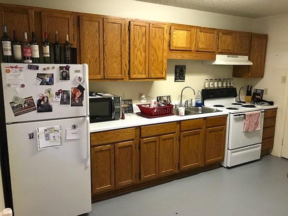 5th image of 119 Upton St APT 1