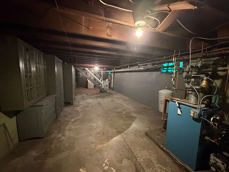 1210 Lorain Ave — Photo 45