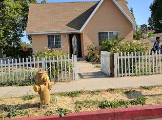 18702 Strathern St, Reseda, CA 91335