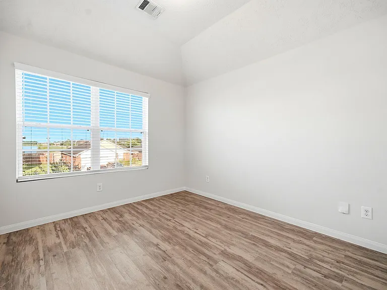 19 Santa Barbara Dr — Photo 19