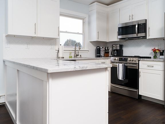 2nd image of 2 Timber Dr