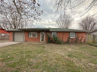 1002 Joye St, Springdale, AR 72762