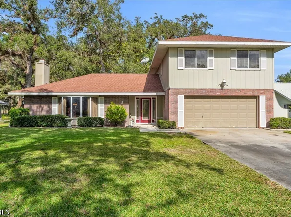 1210 Riverbend Dr, Labelle, FL 33935