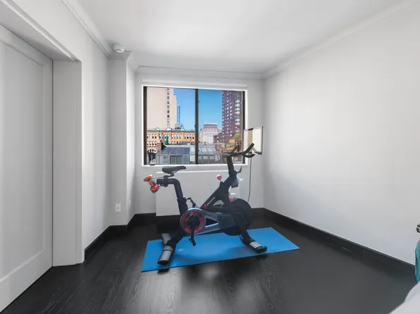 44 East 12th Street image 11 of 15