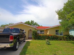 206 Cove Ct, Clearwater, FL 33756