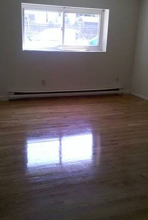 model unit master bedroom