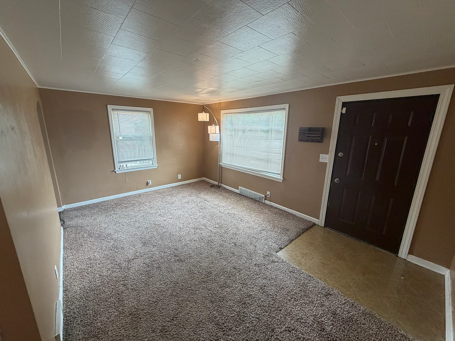 3 bed, 1332 sqft, $1,550 — Photo 4