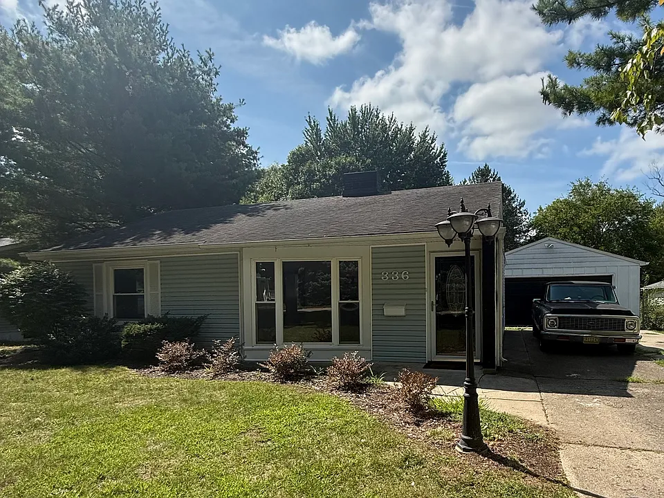 336 W River Rd