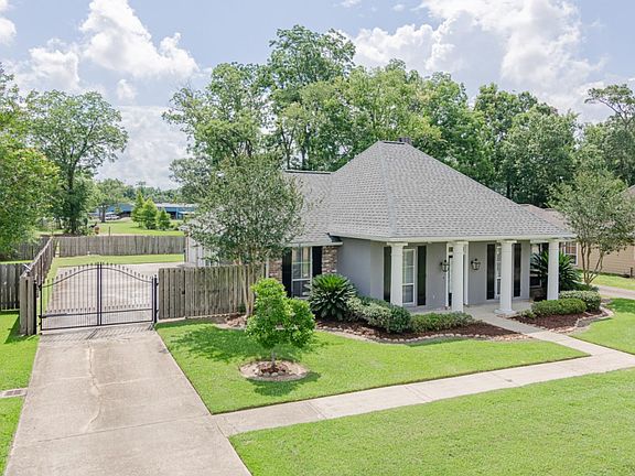 2nd image of 17518 Karen Dr