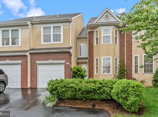 102 Rampart Pl, Ambler, PA 19002