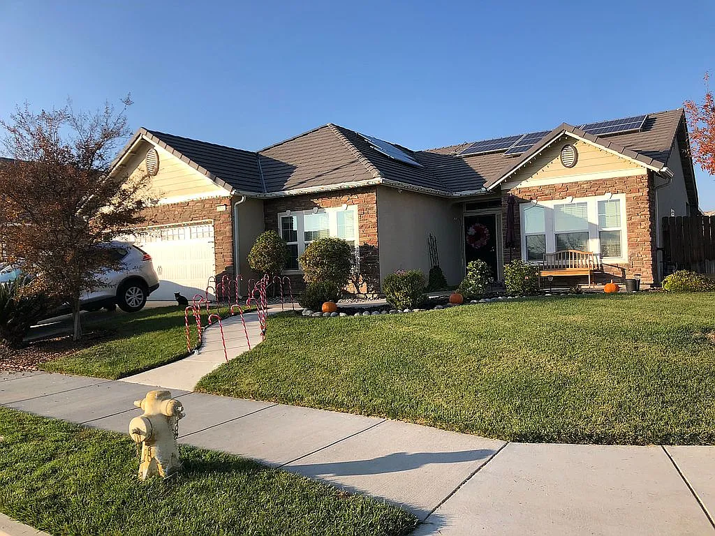 1512 Atlantic Ave photo 1