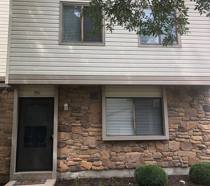 365 Rose Marie Ct