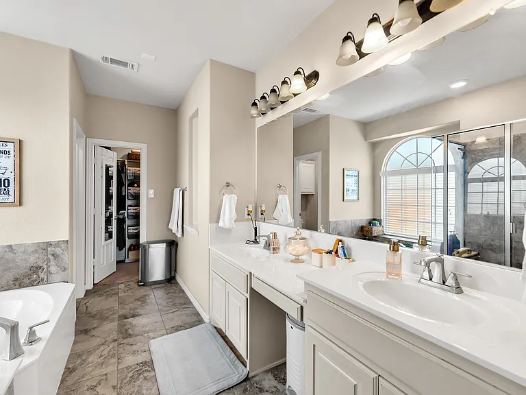 9337 Saltbrush St — Photo 22