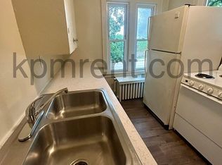 605 2nd St NW, Austin, MN 55912