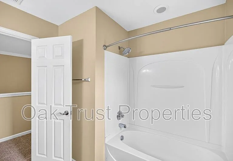 7018 Bellflower Ln — Photo 25