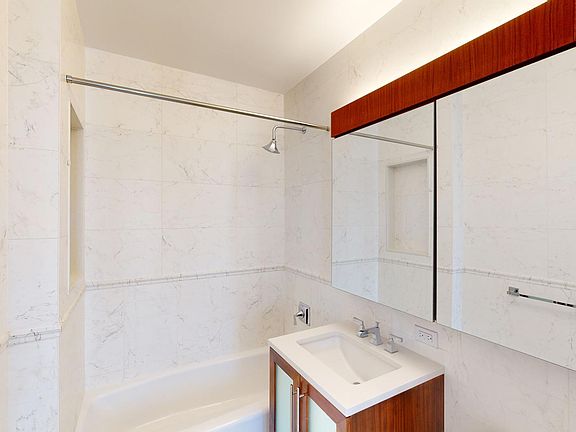 4th image of 795 Columbus Ave APT 15F