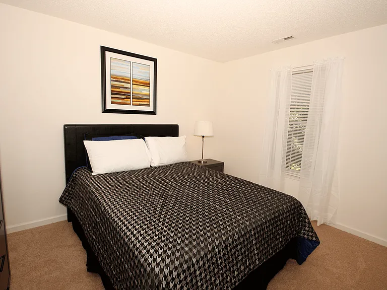 Ocean Gate Apartments — Photo 16