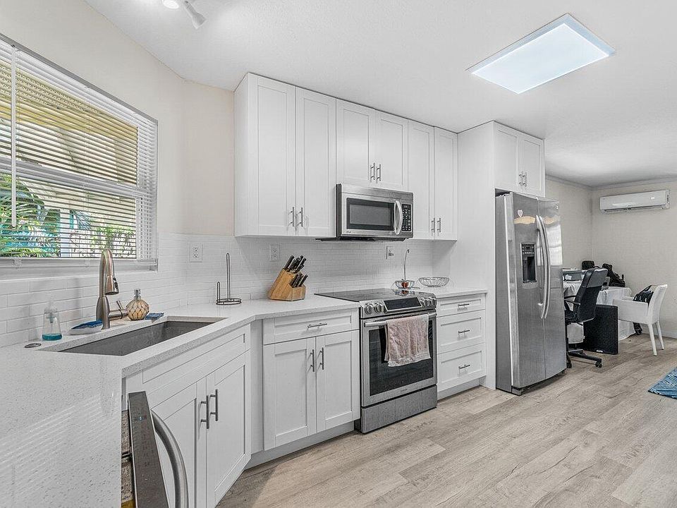 1st image of 124 MAYFIELD Road #W