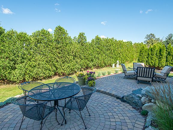 5th image of 194 Dunhill Way St #73