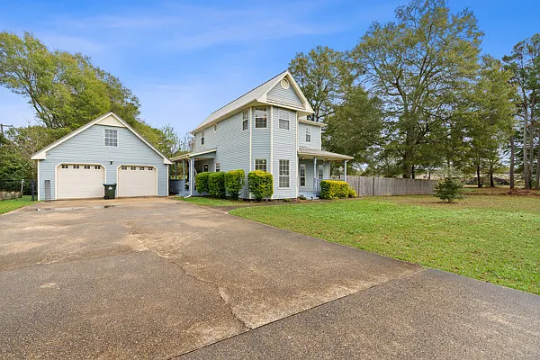 407 Christopher Dr