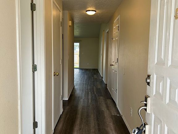 3rd image of 4315 San Francisco Dr NE