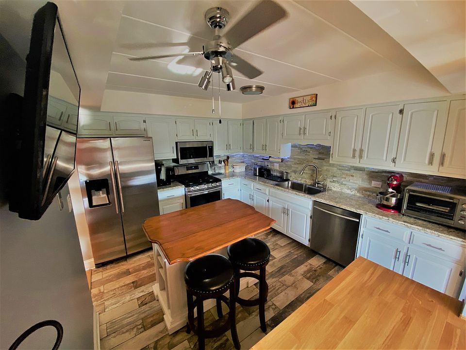 1st image of 15241 Catalina Dr