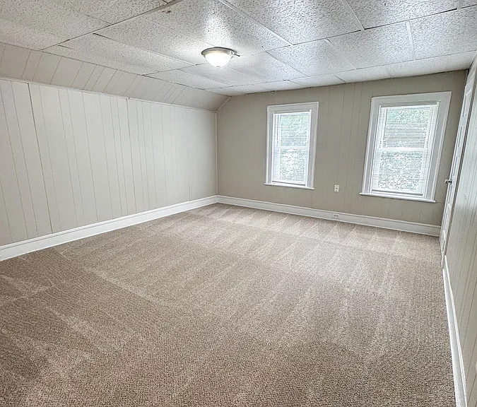 1121 Broadway Ave NW #2 — Photo 9