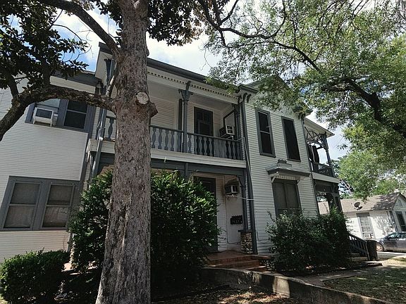 4th image of 822 E Carson St APT 7