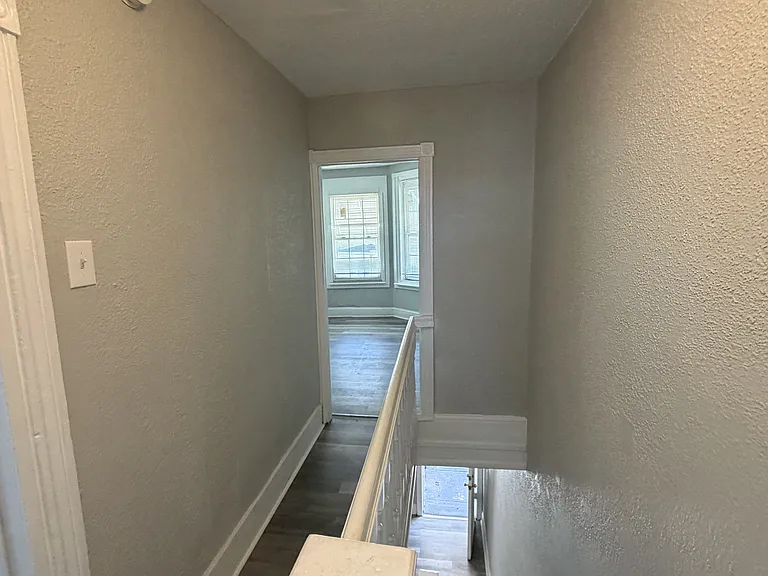 3011 N Swanson St — Photo 9